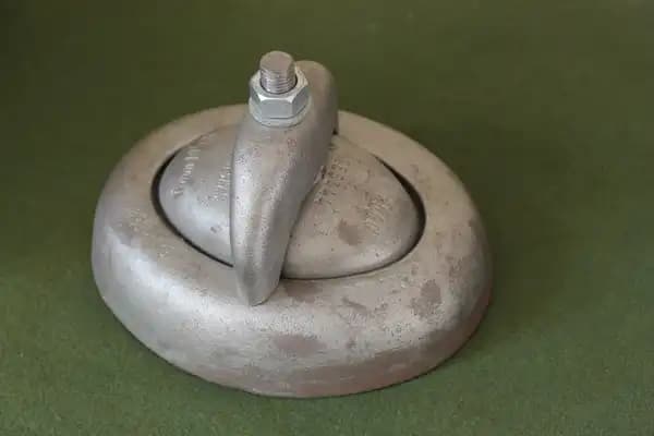 Handhole, manhole covers